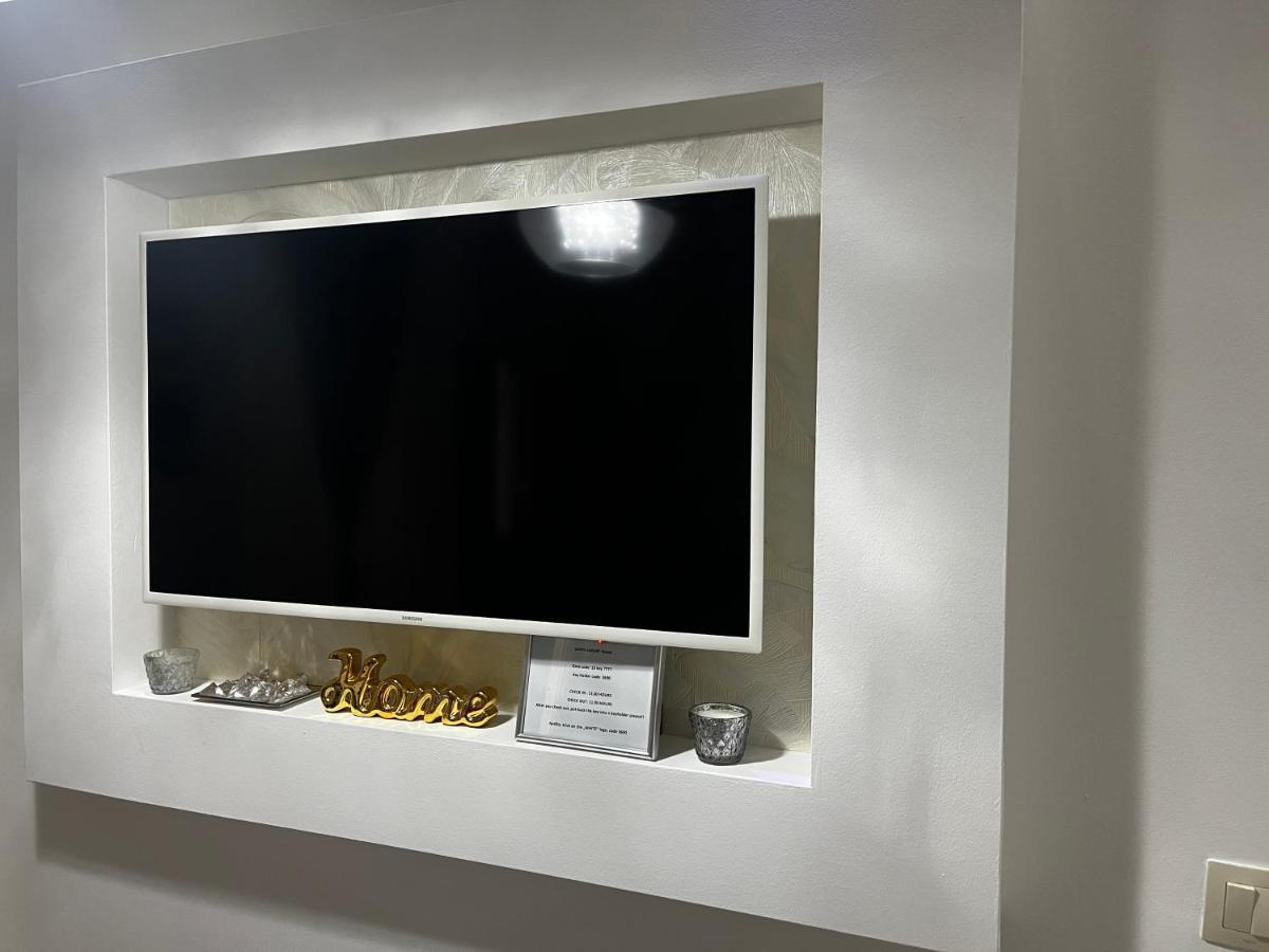 White Luxury Apartment Budapest Esterno foto